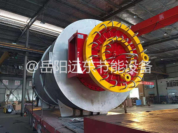 超低氮大型燃烧器装车出发